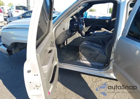 2006 Chevrolet Silverado 1500 Lt2 from USA, damaged, VIN 2GCEC13T661221589